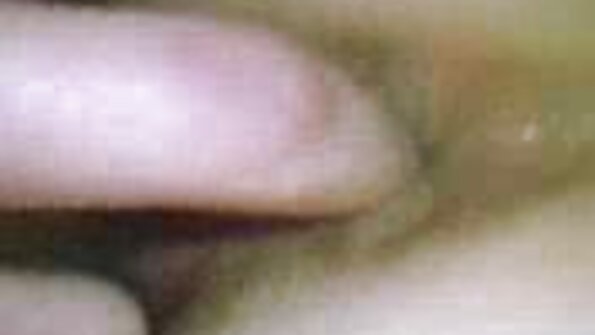 Unterwürfiger Teenager fickt ihren geistesgestörten Stiefvater