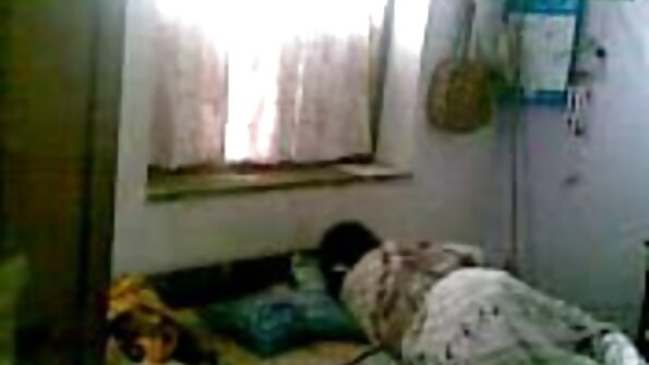 Nery Babe Selvaggia vom Club-DJ ins Gesicht gefickt