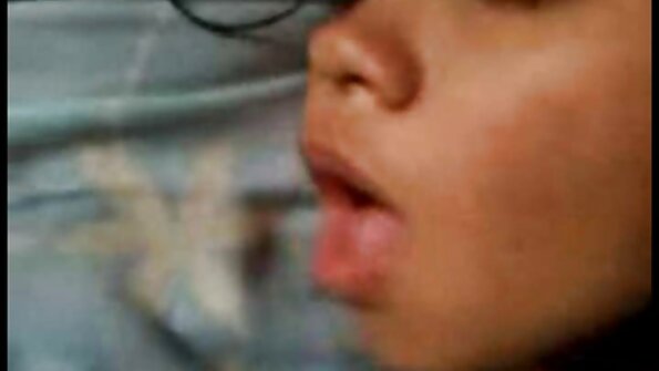 Tia Cyrus และ Karma RX ระยำโดยหมอนวดของพวกเขา