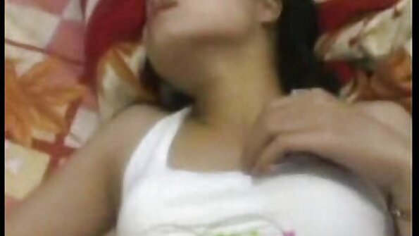 อเล็กซ์กับลาน่ามีเซ็กส์กันในหลายตำแหน่ง