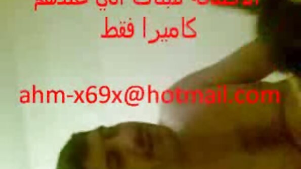 วันหยุดพักผ่อนสุดฮอต Remy Lacroix ใช้ไก่ดำ