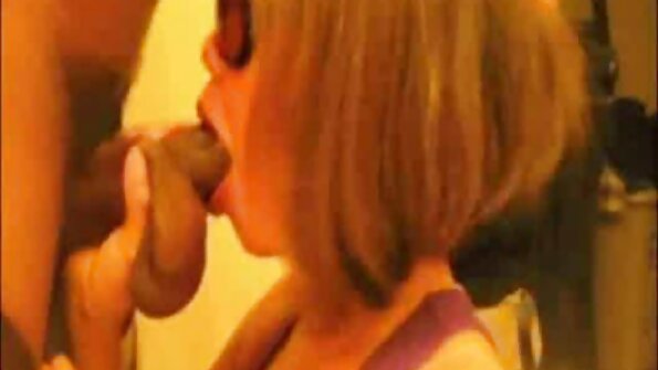 Böses Mädchen Aidra Fox will Papas Schwanz in ihrem Arsch