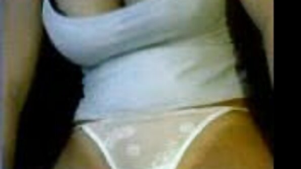 เทียนนา ทรัมป์ โชว์ลีลาบนเตียงอันน่าทึ่งของเธอ