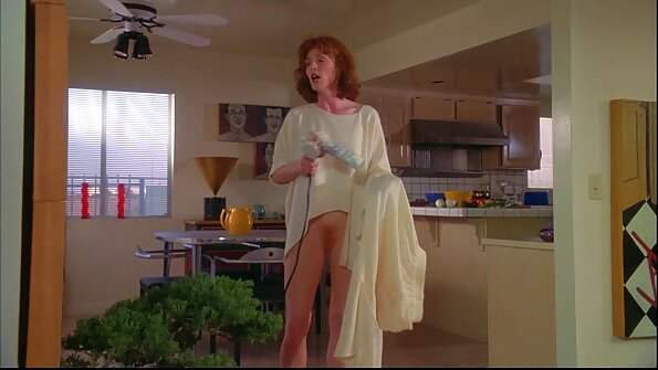 MILF อินเดีย ฤดูร้อน ทีม เป็ ไอ้จ้อน กับ เคนซี่ รีฟส์