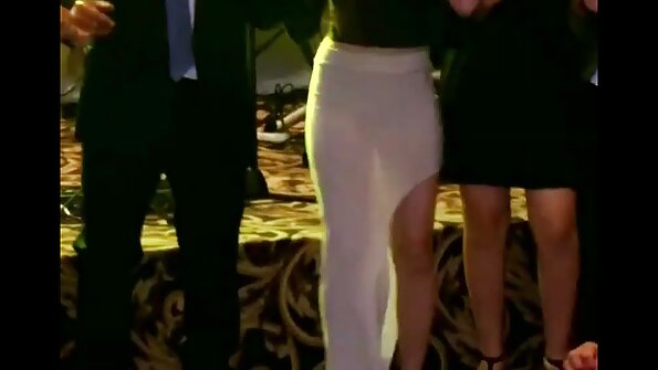 Mittelalterliche Sexszene mit der vollbusigen Schlampe Jessa Rhodes