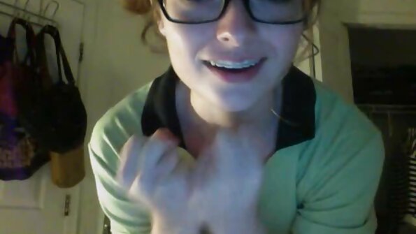 Ashlyn Molloy และ Jenna J. Ross มีความสุขในช่องปาก