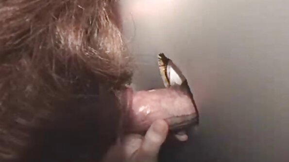 คุณแม่สุดสวยมีความหลงไหลในสามวิธีนี้