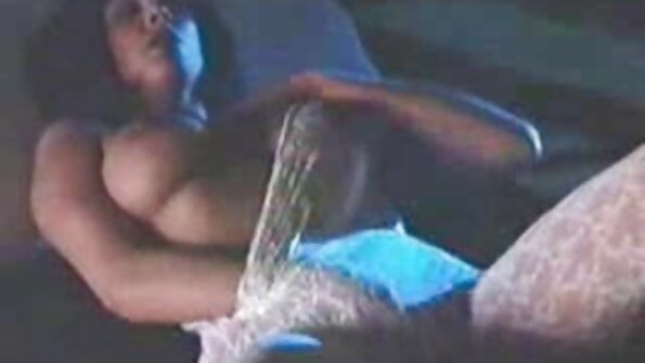 Keiran Lee เข้ารับการรักษาโดย MILF Jasmine Jae