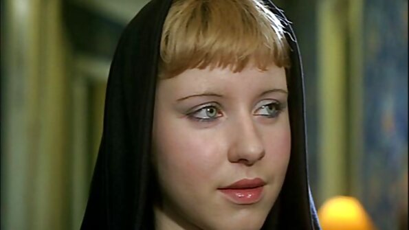 MILF ที่ไม่รู้จักพอกับหัวนมใหญ่กำลังถูกกิน