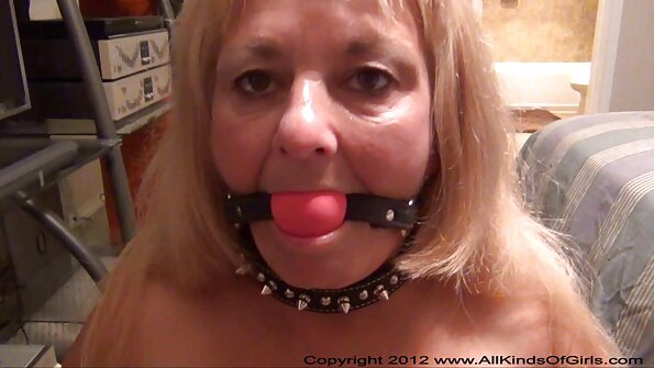 Ashly Anderson และ Cherie DeVille ใน FFM . สุดบ้าคลั่ง