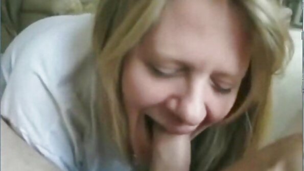 Teen Cadey Mercury fickt ihren Fahrlehrer