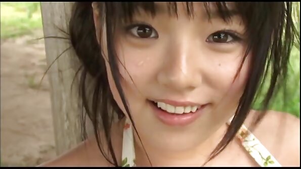 Blondes Teen mit tollem Körper von einem BBC gebumst